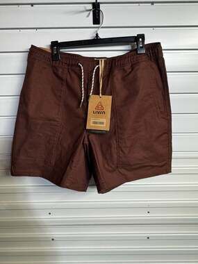 LIVSN Men's Holler Short - Size XXL - New
